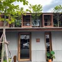 Kunst Bake n’ Cof –คาเฟ่มินิมอลสุดอบอุ่นกลางอยุธยา