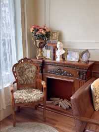Three-Storey Vintage Charm Just Minutes from the Checkpoint