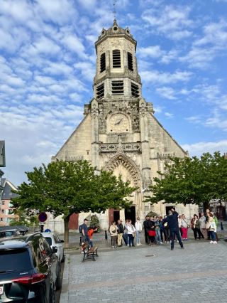 A Village Filled with the Scent of the Sea: A Trip to Honfleur