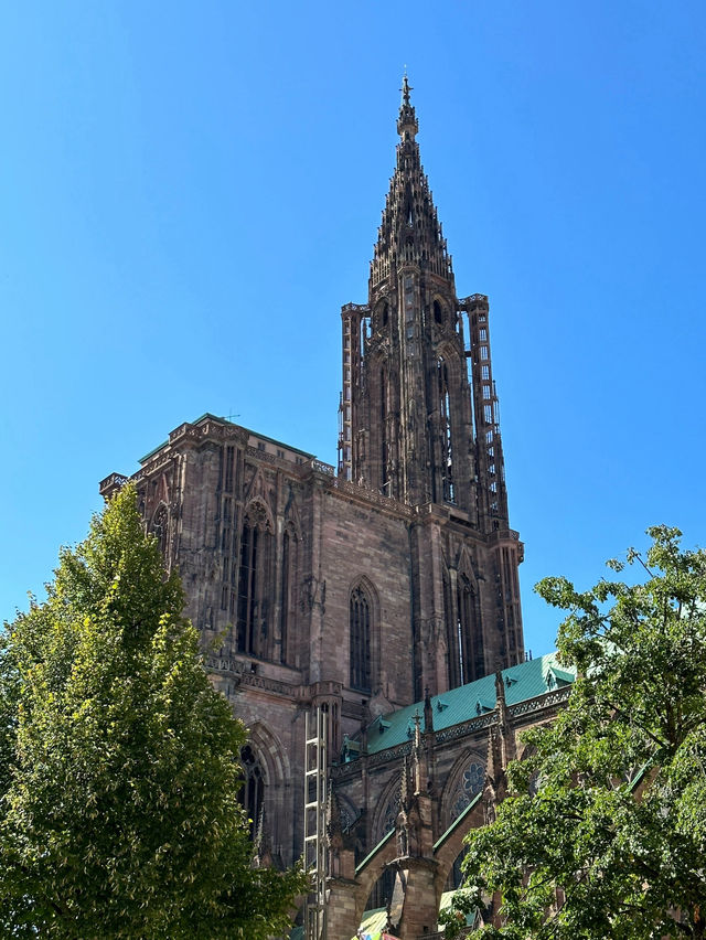 🕍✨ Cathédrale Notre-Dame de Strasbourg