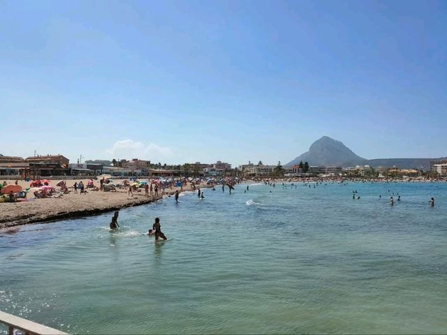 Sun, Sand, and Full-On Holiday Vibes
