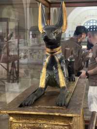 Pink Walls, Golden Secrets: The Last Stand Of Egyptology’s Pirates