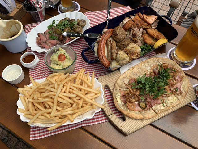 🍺 Paulaner Bräuhaus — A Hearty Midday Escape to Bavaria