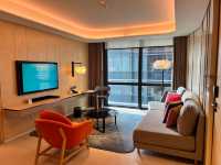 Amari Kuala Lumpur Club Suite Review | Spacious Luxury, Amazing Buffet & Warm Birthday Surprise! 