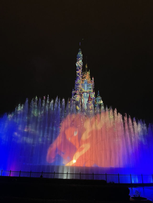 【香港ディズニー】夜のプロジェクションマッピング★モーメンタス