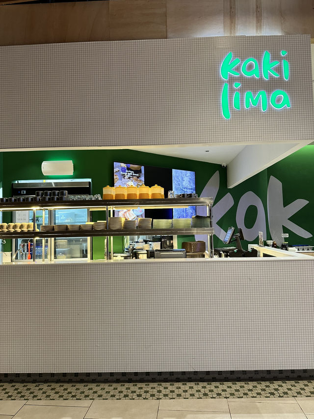 ララポートで出会うローカル美食のハーモニー──Padi House × Kaki Limaの魅力！