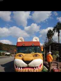 🦁秋吉台サファリランド｜動物たちと超接近！ドキドキのサファリ体験