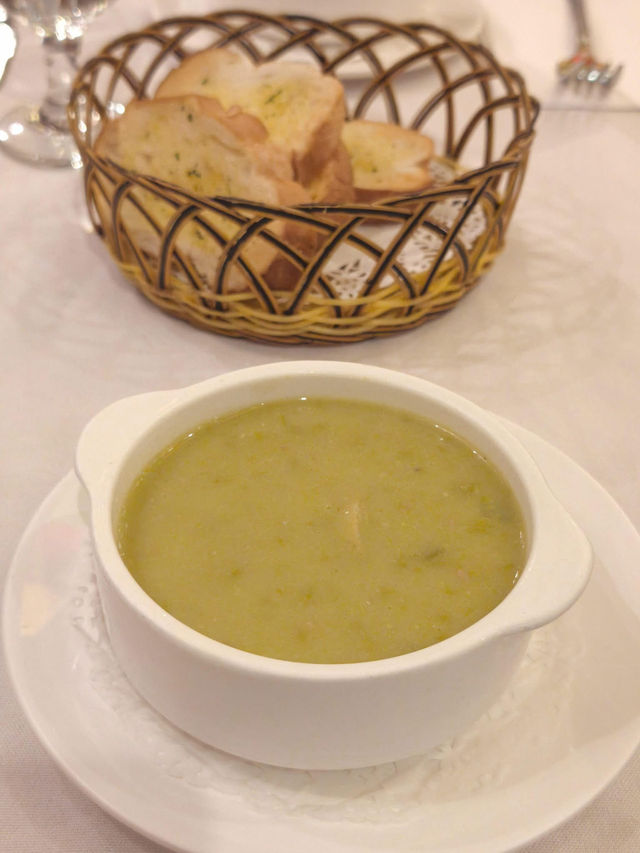 香港🇭🇰 九龍塘區續漸消失的懷舊西餐廳 🍴