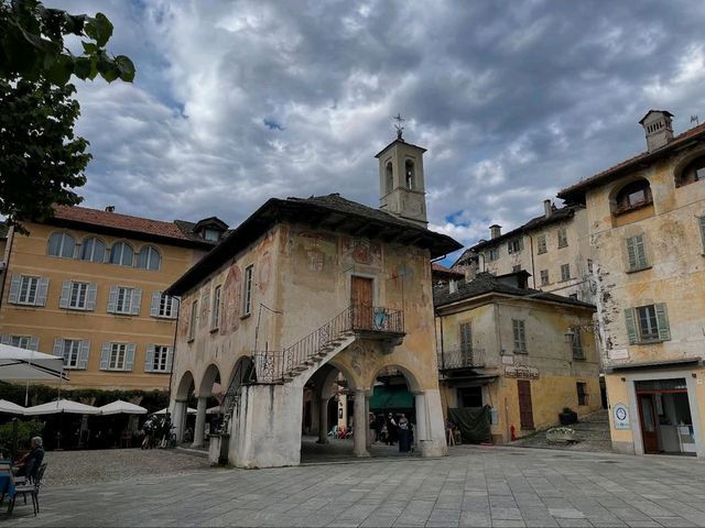 Lakeside Calm and Cobblestone Charm in Orta San Giulio Lakeside Calm and Cobblestone Charm in Orta San Giulio