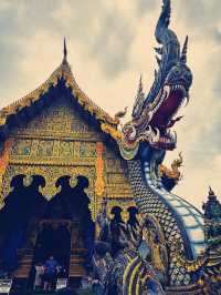 The Rong Suea Ten Temple, museum 
