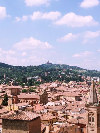 La Grassa: 🇮🇹A restaurant candidate with a typical Bolognese atmosphere