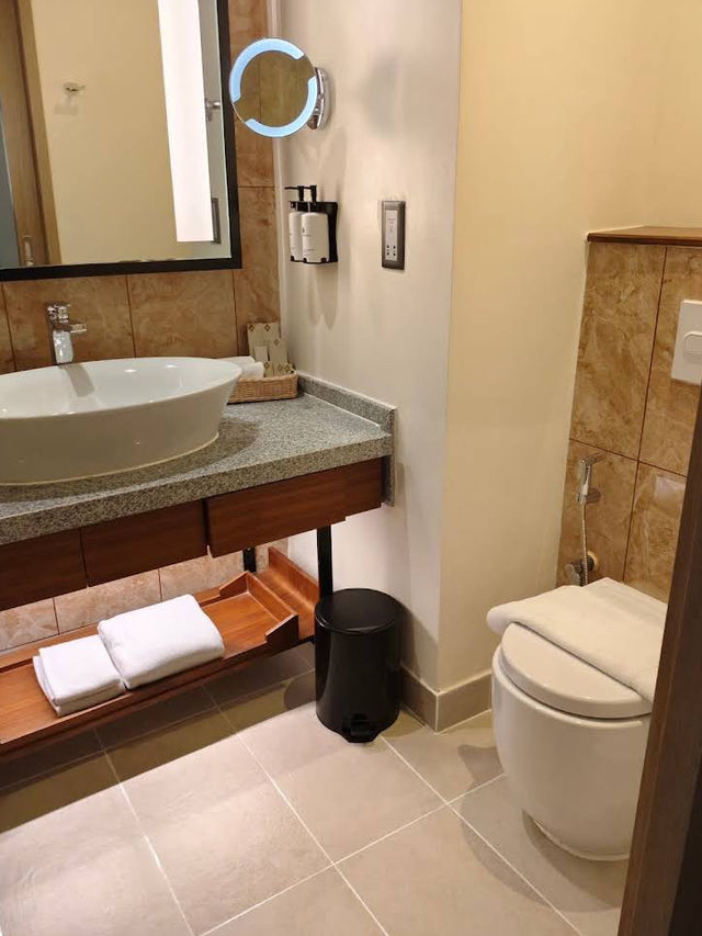 Sophisticated Comfort in the Heart of the City