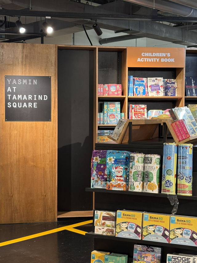 24-hour Bookstore BookXcess at Tamarind Square, Cyberjaya