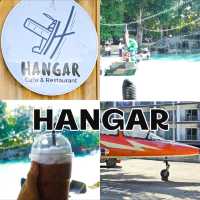 คาเฟ่สระน้ำสีมรกต Hangar Cafe 🫖
