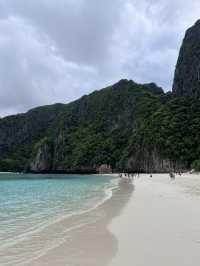 เกาะพีพี…สวรรค์กลางอันดามัน 🌴