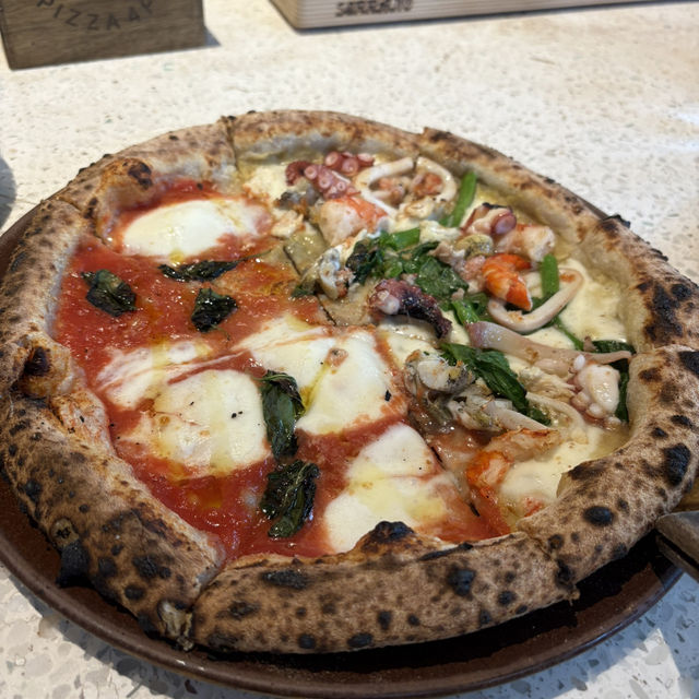 【東京/麻布台🇯🇵】美味しいピザを通じて幸せを届ける🍕pizza4p's