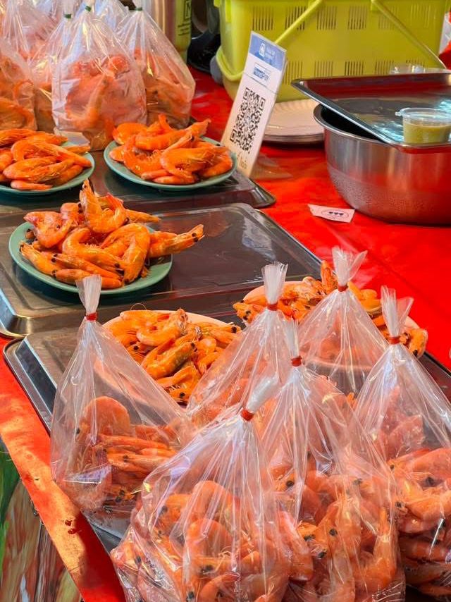 ตลาดนัดริมทะเล ปากน้ำหลังสวน – ชิลล์บรรยากาศทะเล