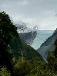 Discovering the Majestic Fox Glacier in West Coast
