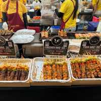 Phuket Old Town Foodie Frenzy: Eat Your Way Through the Best Local Gems! 😋🌴