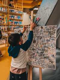 A Reader’s Retreat — BookXcess @ Lalaport 