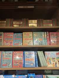 【🇵🇹ポルトガル】世界一美しい本屋"レロ書店"