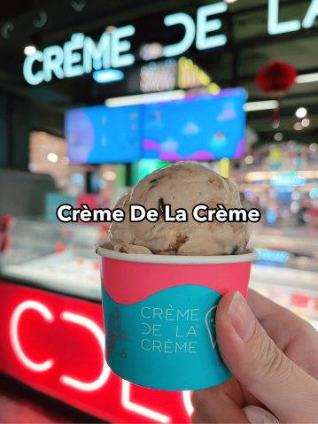 Crème De La Crème Mid Valley – Sweet Artisan Delights | Trip.com