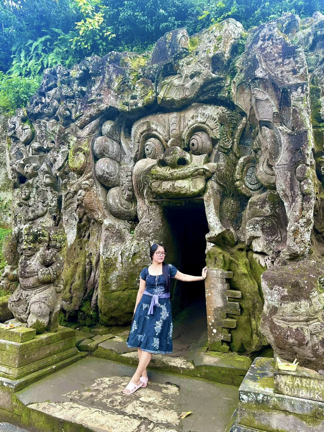พามาดู “ถ้ำช้าง” สุดขลังและทรงพลัง ที่เกาะบาหลี🇮🇩