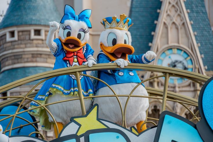 💙東京ディズニーランド「クワッキーセレブレーション☆ドナルド・ザ