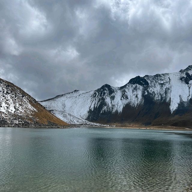 멕시코 사화산 Nevado de Toluca(해발 4600m)