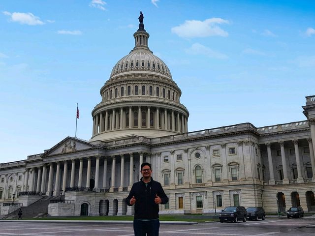 visit the Capitol!! 