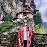 🏞️✨ A Journey to Bhutan’s Tiger's Nest! ✨🏞️