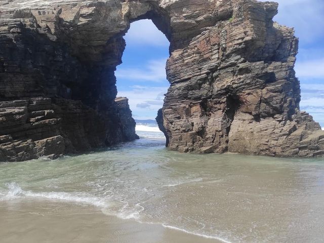 Beach of the Cathedrales 🏖️