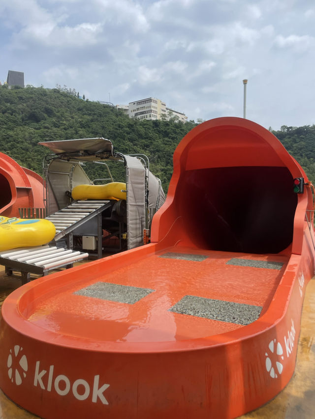 【踏足香港海洋公園水上樂園：具有刺激性的不同活動！】