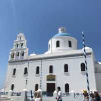 Greece🇬🇷Santorini: A Timeless Escape in Blue and White💙🤍