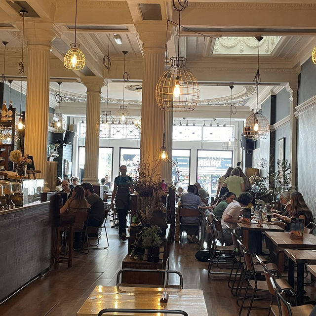 Derby🇬🇧Bites & Books: A Cozy Escape at Book Cafe Nottingham🍴✨