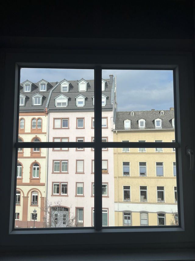 Where comfort meets convenience in the heart of Mainz 🏙️✨ — ibis Mainz City