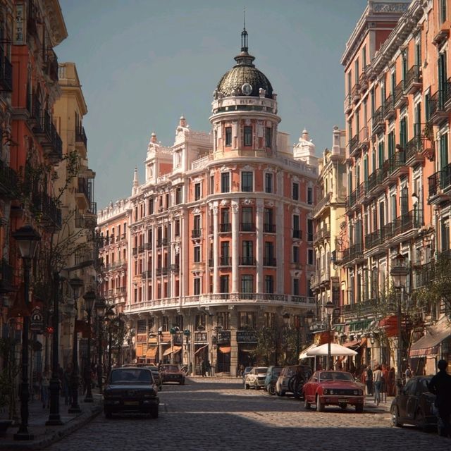 Sunny Madrid Stroll🌞