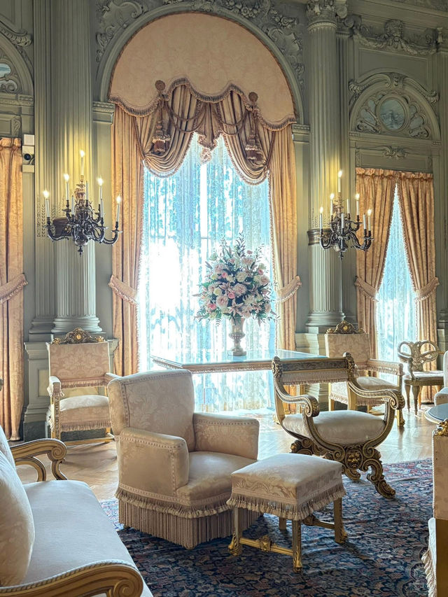 INTRICATE LUXURY: THE BREAKERS NEWPORT INTERIORS 🇺🇸  