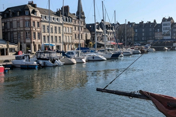 Hounfleur. A perfect relaxing day trip. | Trip.com Honfleur