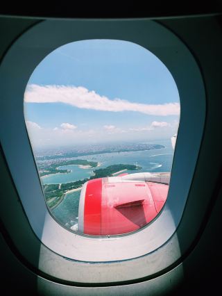  Bali Arrival Guide: Walking Into an Ancient Myth Right Inside the Airport!  
