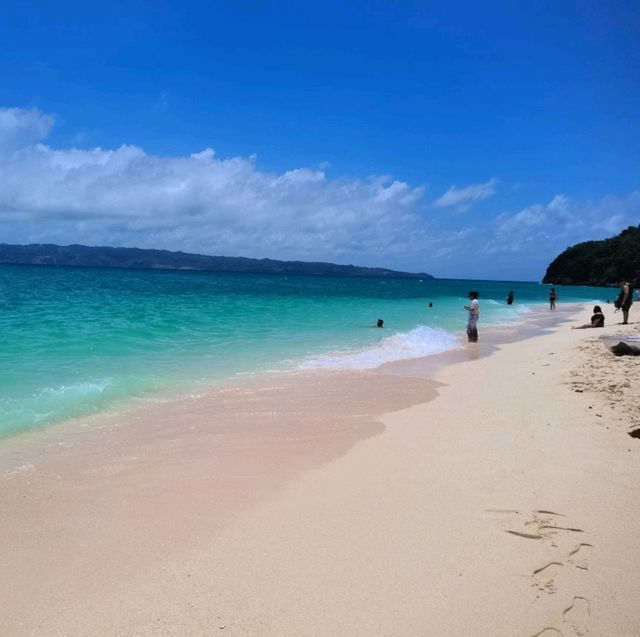 7 Must Go Places in Boracay 🇵🇭🏖