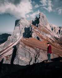 Italian Mountain Majesty: Share Your Favorite Peak of Awe
