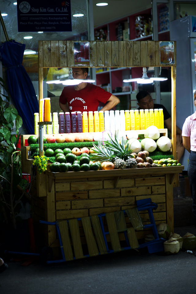 曼谷水門市場 小吃Pratu Nam Market