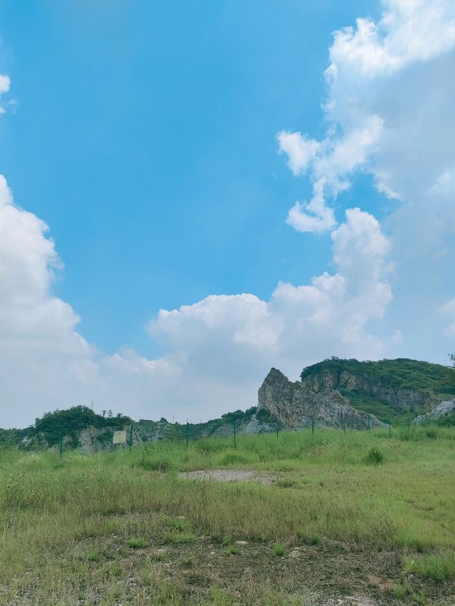 常州小眾絕美礦坑打卡，可露營燒烤！