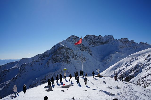 旅行隨筆：達古冰川的雪域奇緣