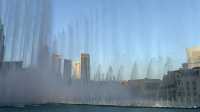 迪拜｜哈利法塔噴泉，最好黃昏日落來