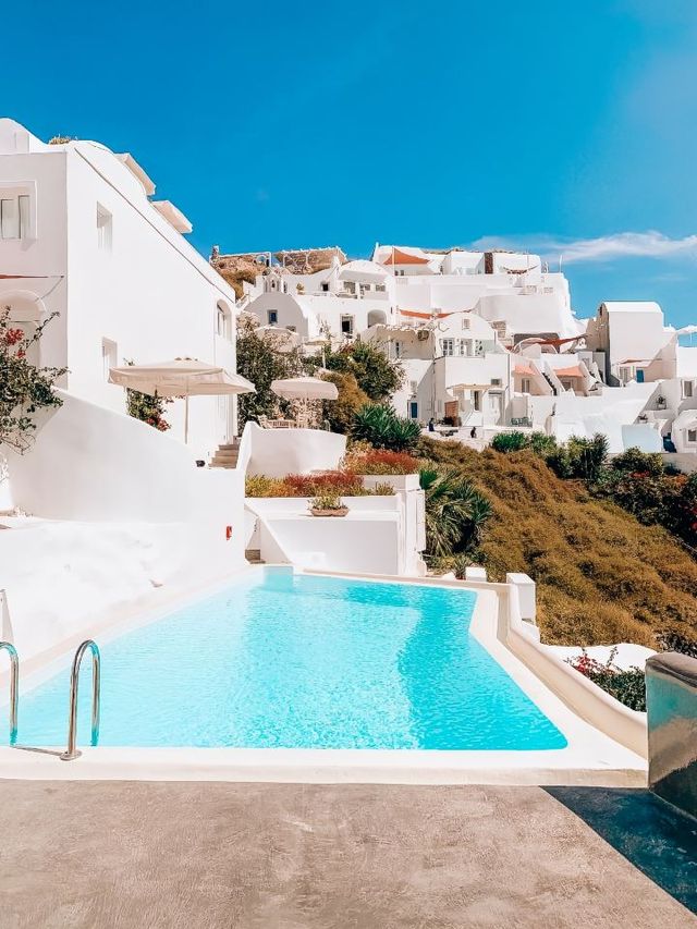 🌟 Santorini's Gem: Andronis Boutique Hotel Unveiled! 🏨✨