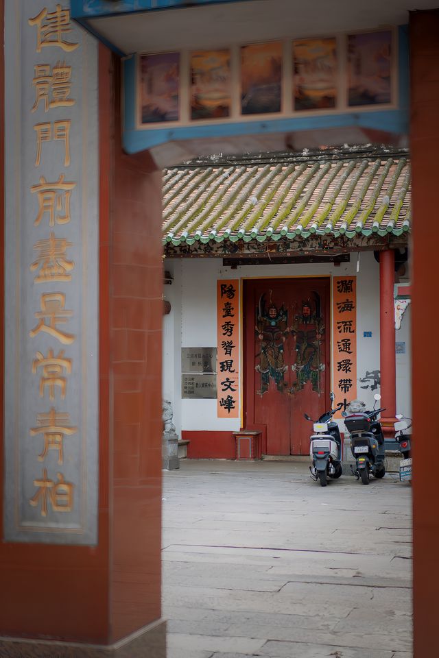 探秘深圳隱秘的角落，100元可以吃一天