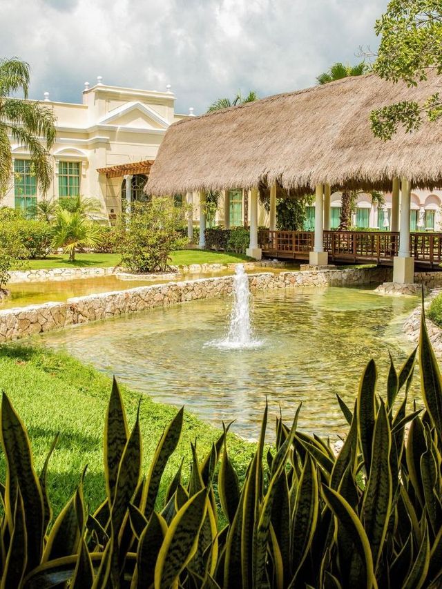 🌴🍹 Luxe Getaway in Riviera Maya: Top Hotel Scoop! 🏖️✨