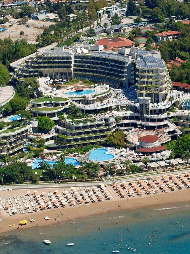 🌅 Side's Luxe Escape: Crystal Sunrise Queen Resort 🏰